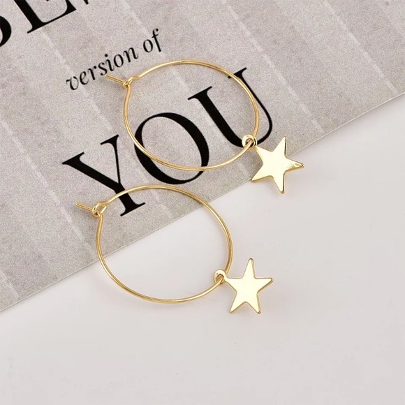 💫 “Make a Wish” Star Hoop Cute Simple Earrings - Picture 6 of 6